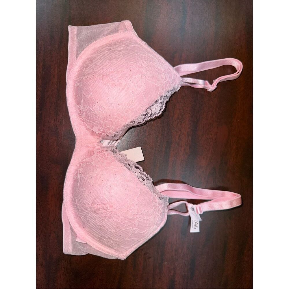 NWT Victoria’s Secret Padded No Wire Pink with Sparkles Bra Size 34A